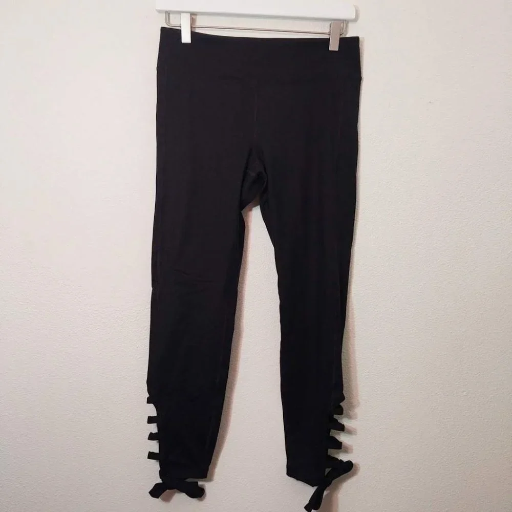 Joy Lab Black Lace Up Crop Leggings M
